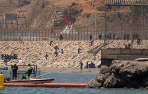 Schengen, Italia prolunga stop con Spagna per altri 15 giorni Schengen, Italia prolunga stop con Spagna per altri 15 giorni