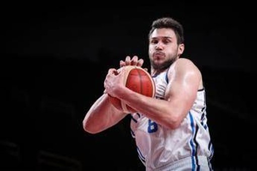 Gallinari annuncia il ritiro: "È stato un viaggio incredibile" Gallinari annuncia il ritiro: "È stato un viaggio incredibile"