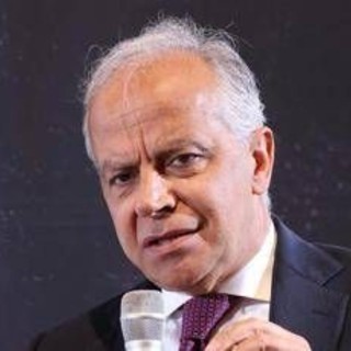 Militati israeliani in vacanza nelle Marche, Piantedosi: &quot;Sorvegliati per prevenire atti di antisemitismo&quot;