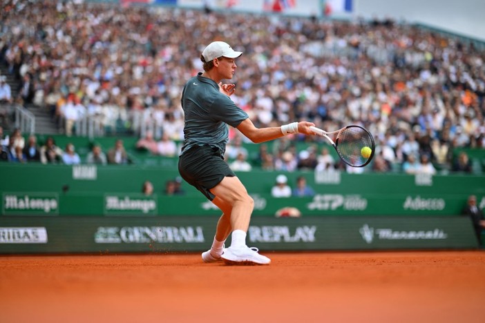 Sinner concede un set a Machac ma è ai quarti a Montecarlo