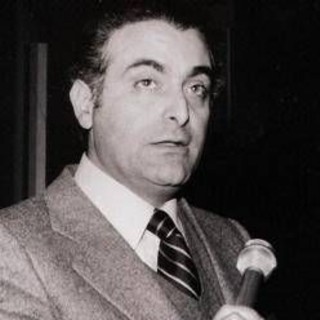 Omicidio Piersanti Mattarella, arresti domiciliari per l'ex prefetto Piritore: "Depistò le indagini" Omicidio Piersanti Mattarella, arresti domiciliari per l'ex prefetto Piritore: "Depistò le indagini"
