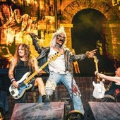 Milano si inchina agli Iron Maiden, a San Siro la storia dell’heavy metal