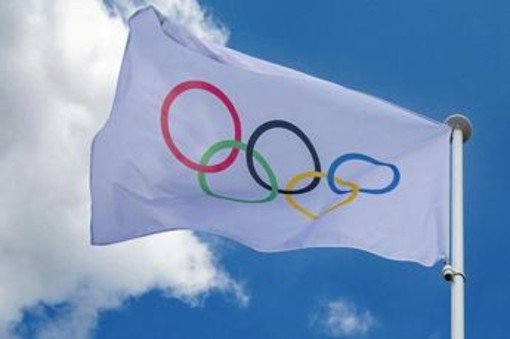 Cio riammette gli atleti russi e Comitato olimpico russo, resta bando per bandiera e inno Cio riammette gli atleti russi e Comitato olimpico russo, resta bando per bandiera e inno
