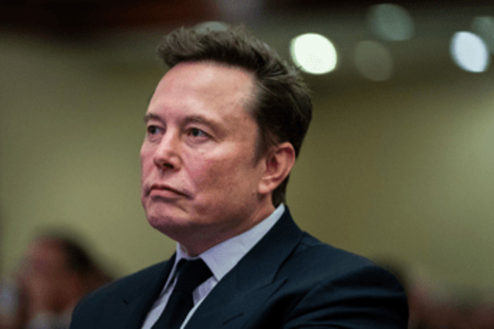 Musk, patrimonio record: è il primo a superare 500 miliardi