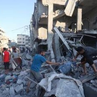 Hamas discuterà piano Trump, media: &quot;Vuole chiudere la guerra&quot;
