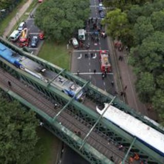 Scontro tra treni, almeno 60 feriti a Buenos Aires