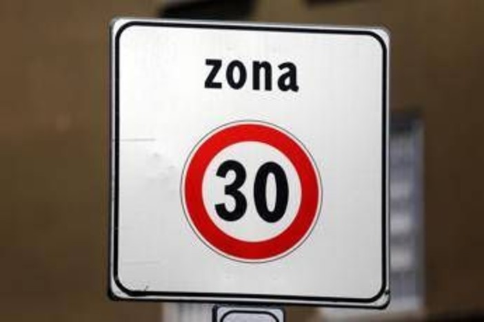 Roma a 30 all'ora, Guasco (Confcommercio): &quot;Inverosimile nelle grandi strade&quot;