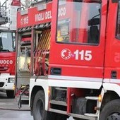 La nonna muore, bimba di pochi mesi piange per ore: salvata dai vigili del fuoco