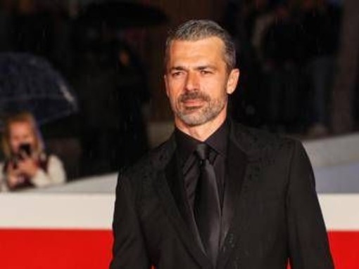 Marino debutta in Doc, Argentero: "È mia moglie e questo alimenta critiche... Marino debutta in Doc, Argentero: "È mia moglie e questo alimenta critiche...
