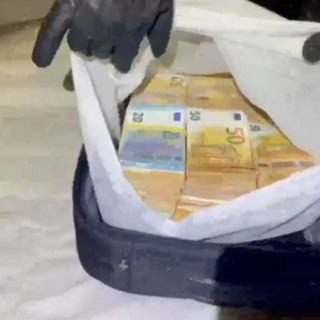 Riciclaggio e frodi fiscali, a Brescia 500 trasferimenti illeciti per 1mln di euro