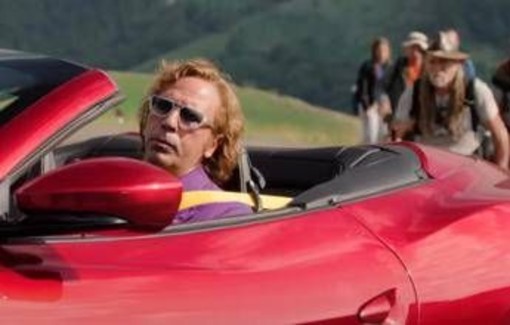 Natale al cinema, da Zalone a Sorrentino: cosa vedere