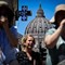 Caldo rovente sull'Italia, oggi allerta arancione in 14 città. Domani i primi 4 bollini rossi Caldo rovente sull'Italia, oggi allerta arancione in 14 città. Domani i primi 4 bollini rossi