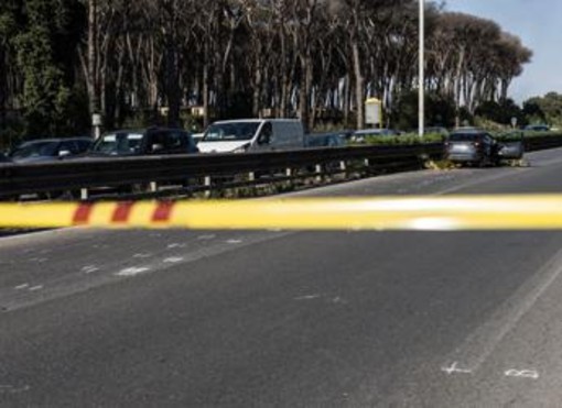 Roma, investì e uccise turisti irlandesi su via Colombo: condannato a 3 anni