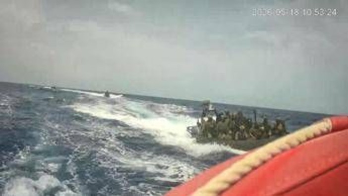 Israele intercetta la Flotilla diretta a Gaza: commando sale a bordo delle imbarcazioni al largo di Cipro Israele intercetta la Flotilla diretta a Gaza: commando sale a bordo delle imbarcazioni al largo di Cipro