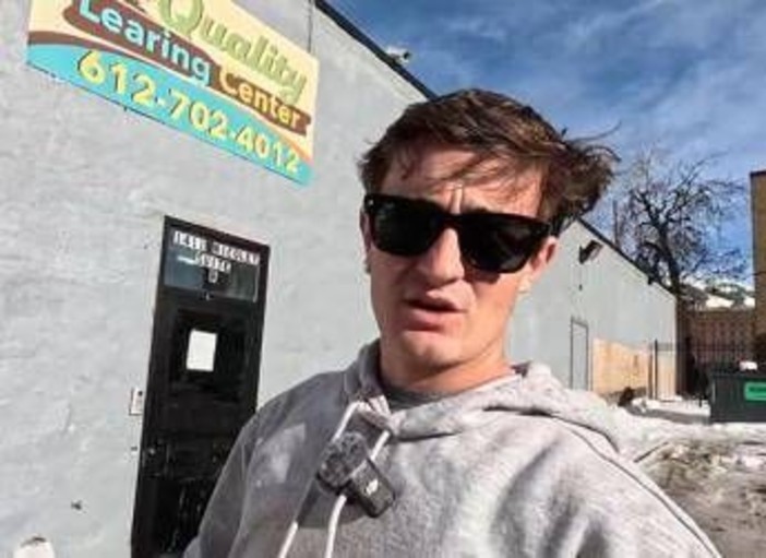 Youtuber 'inguaia' governatore del Minnesota, boom inchiesta su fondi a cittadini Somalia