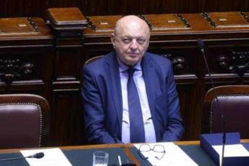 Nucleare, con 81 sì Senato dà via libera a legge delega a governo. Pichetto: "Oggi giornata storica per Italia" Nucleare, con 81 sì Senato dà via libera a legge delega a governo. Pichetto: "Oggi giornata storica per Italia"