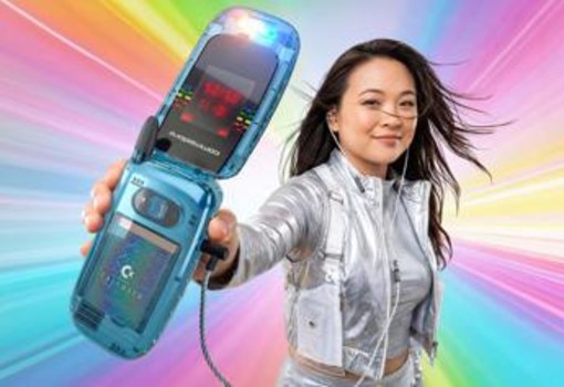 Digital detox, la rivincita dei 'dumb phone' da 400 dollari e della Gen Z che sogna di disconnettersi dai social Digital detox, la rivincita dei 'dumb phone' da 400 dollari e della Gen Z che sogna di disconnettersi dai social