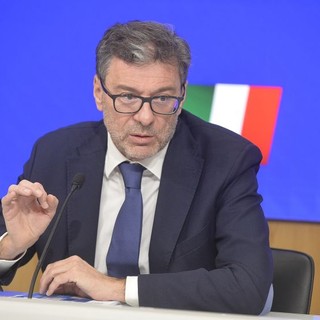 Giorgetti “La stima di crescita 2025 pienamente realizzabile”