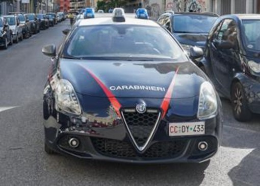 Udine, uomo ucciso con con cacciavite: si cerca l'assassino Udine, uomo ucciso con con cacciavite: si cerca l'assassino