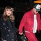 Taylor Swift si sposa, le regole del matrimonio blindato: vietati smartphone e il +1 ai single Taylor Swift si sposa, le regole del matrimonio blindato: vietati smartphone e il +1 ai single