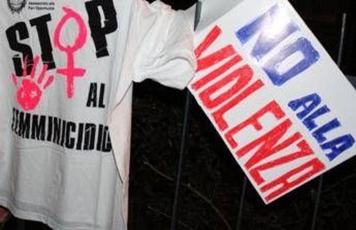 Violenza sulle donne, Istat: circa il 15% l'ha subita prima dei 16 anni Violenza sulle donne, Istat: circa il 15% l'ha subita prima dei 16 anni