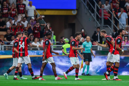 Tris rossonero a San Siro, il Milan batte il Lecce 3-0 Tris rossonero a San Siro, il Milan batte il Lecce 3-0