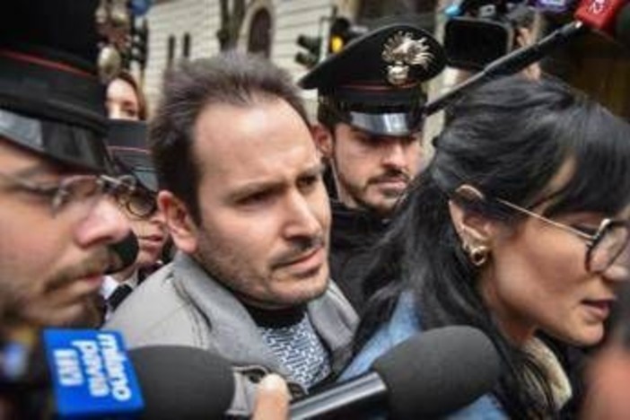Caso Garlasco, soldi per avvocati e date che non tornano: i Sempio si difendono