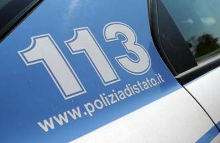 Taranto, bimba di due anni muore investita da auto in retromarcia Taranto, bimba di due anni muore investita da auto in retromarcia