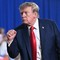 Trump, medici avvertono: "Suo peso rischio significativo per la salute" Trump, medici avvertono: "Suo peso rischio significativo per la salute"
