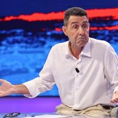 Vannacci molla il 'giustiziere' di Ascoli: "Sempre contrario a violenza se non per difesa, questo non mi sembra il caso..." Vannacci molla il 'giustiziere' di Ascoli: "Sempre contrario a violenza se non per difesa, questo non mi sembra il caso..."