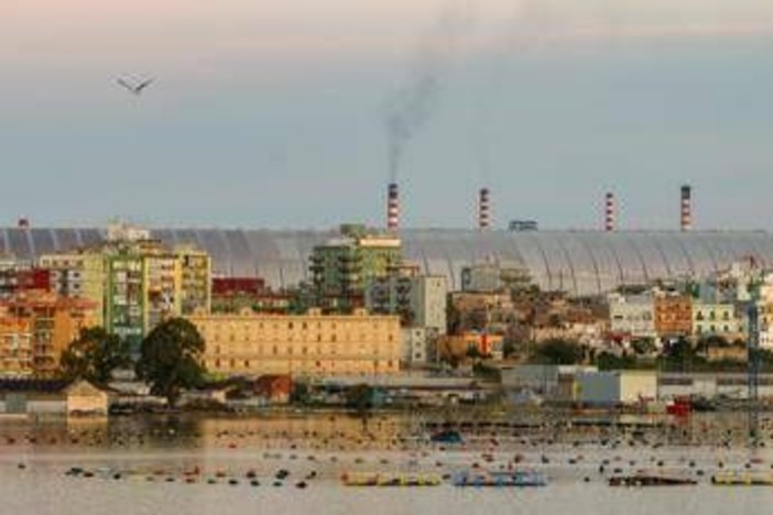 Ex Ilva, incontro governo-sindacati. Mantovano: "Porteremo decreto con misure per lavoratori oggi in Cdm" Ex Ilva, incontro governo-sindacati. Mantovano: "Porteremo decreto con misure per lavoratori oggi in Cdm"