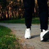 Camminare aiuta il cuore degli anziani, bastano 4000 passi due volte a settimana