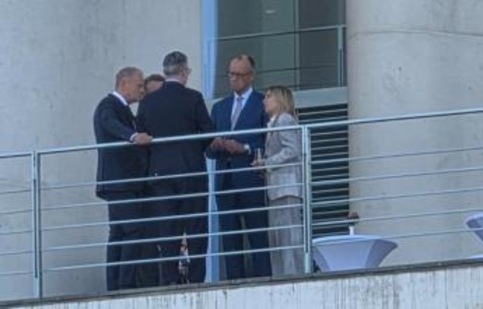 Nato, Meloni a Berlino per il vertice E5: summit con Merz, Starmer, Macron e Tusk Nato, Meloni a Berlino per il vertice E5: summit con Merz, Starmer, Macron e Tusk