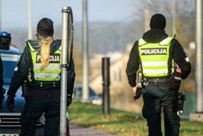 Lituania ha chiuso la frontiera con la Bielorussia Lituania ha chiuso la frontiera con la Bielorussia