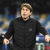 Conte dice addio al Napoli, De Laurentiis: "I cicli finiscono" Conte dice addio al Napoli, De Laurentiis: "I cicli finiscono"
