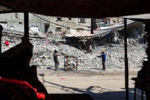 Gaza, Netanyahu: "Ritiro dopo disarmo Hamas". Inviato Usa: "Israele non ostacoli piano per cessate il fuoco" Gaza, Netanyahu: "Ritiro dopo disarmo Hamas". Inviato Usa: "Israele non ostacoli piano per cessate il fuoco"