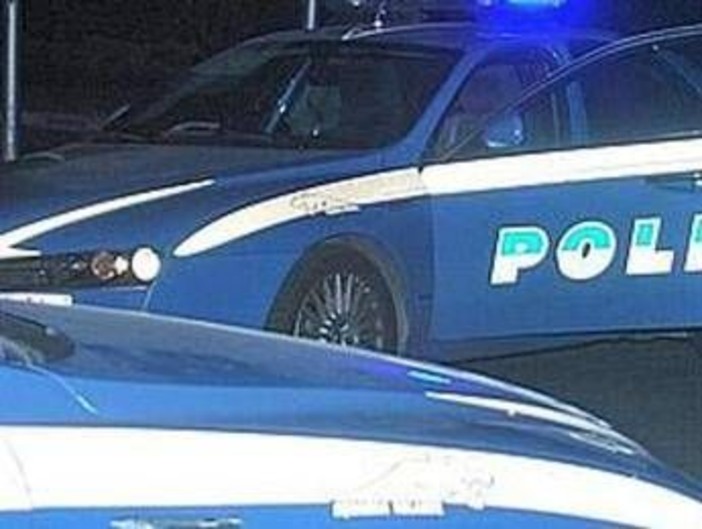 Roma, violentata nel parco di Tor Tre Teste davanti al fidanzato: fermati 3 ragazzi