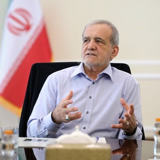 Iran, Pezeshkian “Mondo sbalordito da nostra resistenza, non siamo il Venezuela”