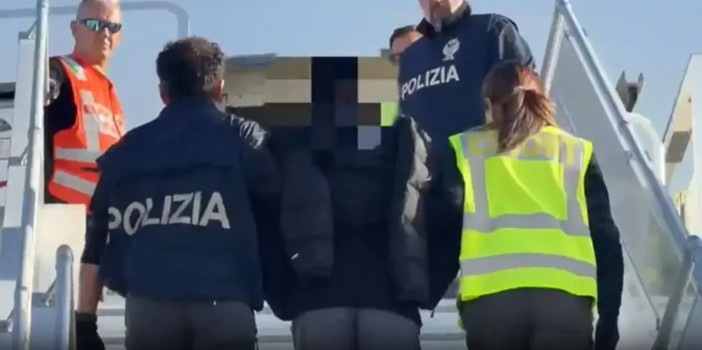 Contrasto all’immigrazione clandestina, rimpatriati 53 stranieri Contrasto all’immigrazione clandestina, rimpatriati 53 stranieri