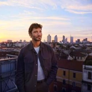 Pulsee luce e gas, Stefano De Martino è il nuovo testimonial Pulsee luce e gas, Stefano De Martino è il nuovo testimonial