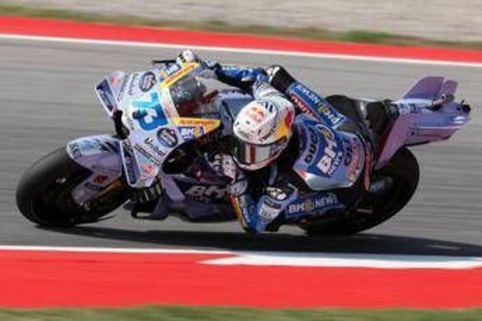 MotoGp, Alex Marquez trionfa nella Sprint del Gp Portogallo. Terzo Bezzecchi MotoGp, Alex Marquez trionfa nella Sprint del Gp Portogallo. Terzo Bezzecchi