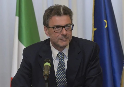 Moody’s promuove l’Italia, Giorgetti “Fiducia nel Paese”