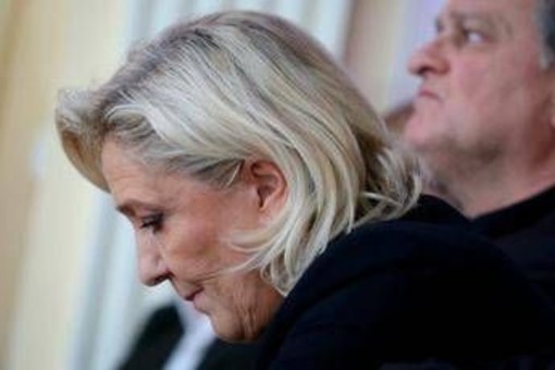 Francia, al via oggi processo d'appello per Marine Le Pen: ultima chance per presidenziali Francia, al via oggi processo d'appello per Marine Le Pen: ultima chance per presidenziali