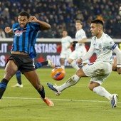 Lautaro manda ko l’Atalanta, l’Inter resiste in vetta