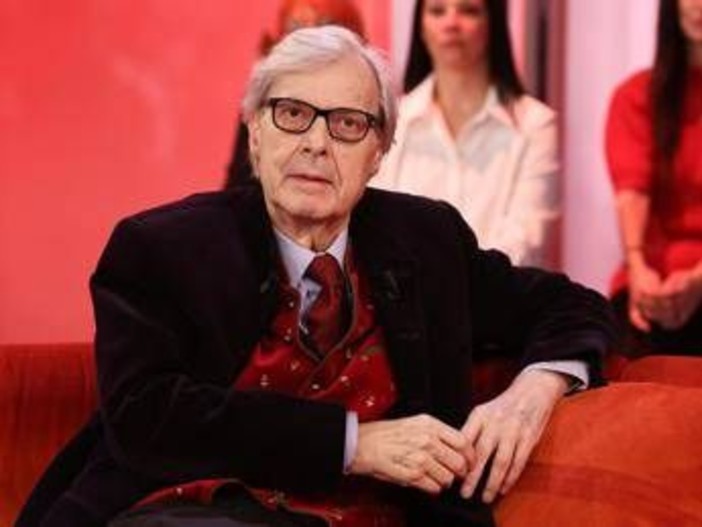 Vittorio Sgarbi è ricoverato al Policlinico Gemelli