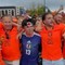 Mondiali, tifoso del Giappone 'superstar'... nella festa dell'Olanda Mondiali, tifoso del Giappone 'superstar'... nella festa dell'Olanda