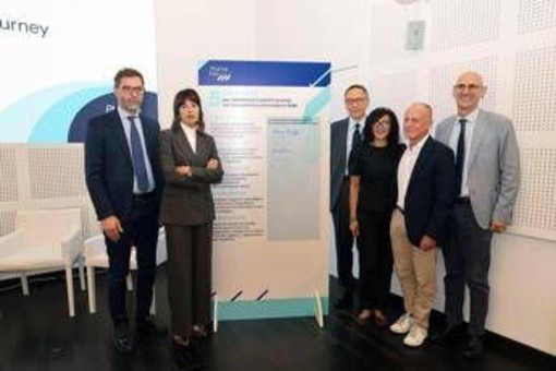 Tumori, microcitoma polmonare: per il 57% dei pazienti la diagnosi è il momento più critico Tumori, microcitoma polmonare: per il 57% dei pazienti la diagnosi è il momento più critico