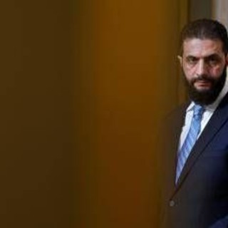 Da Al-Qaeda all'incontro con Trump, chi è al-Sharaa: l'ex jihadista diventato presidente della Siria