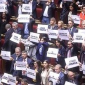 TOMORROW / Legge elettorale, opposizione all'attacco: lunedì i ricorsi alla Corte Costituzionale