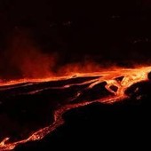 Eruzione Etna, sospesi fino alle 18 i voli all'aeroporto di Catania